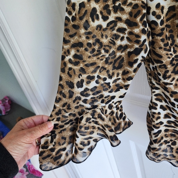 Tribal Leopard Print Ruffle Blouse Glam Feminine M - Picture 5 of 5